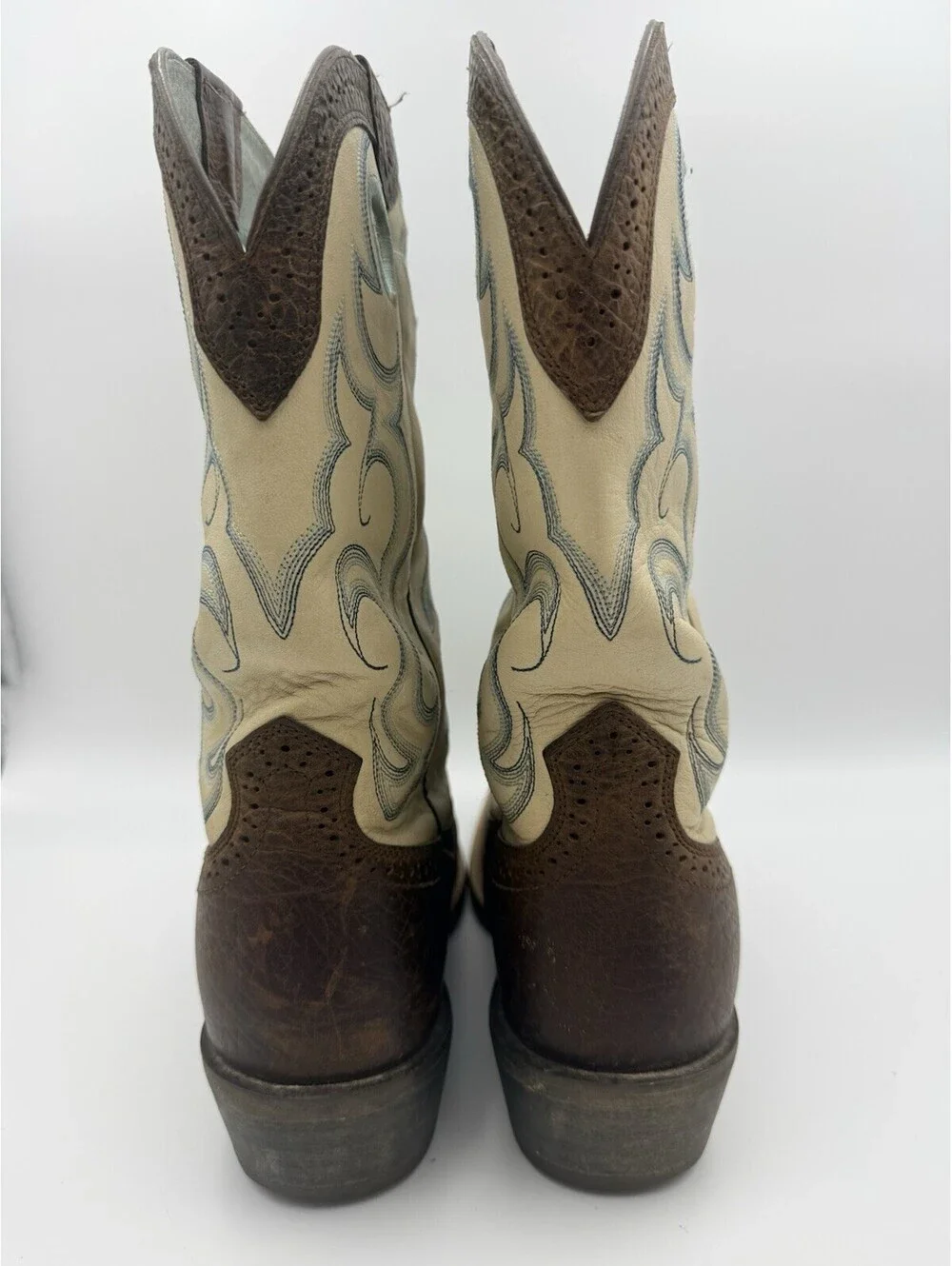 Ariat product pair